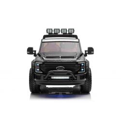 Kinder-Elektroauto Ford Super Duty 24V schwarz, Zweisitzer, 4X4-Antrieb mit leistungsstarken 24V-Motoren, Kunstledersitze, EVA-Doppelhinterräder, 2,4 GHz-Fernbedienung, LED-Lichtrampe, MP3-Player mit USB-Eingang, ORIGINAL-Lizenz
