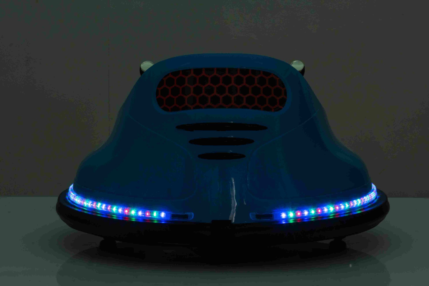 LED unter beleuchtetem Chassis