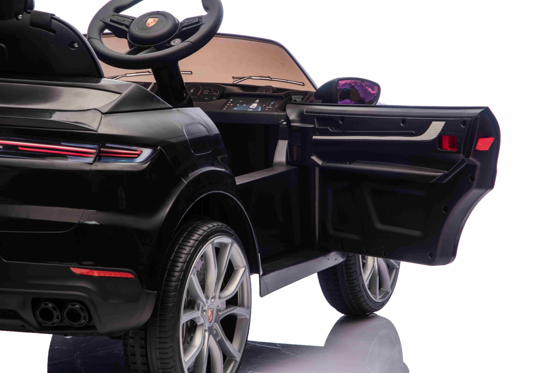 Öffnende Türen mit Sicherheitsverriegelung