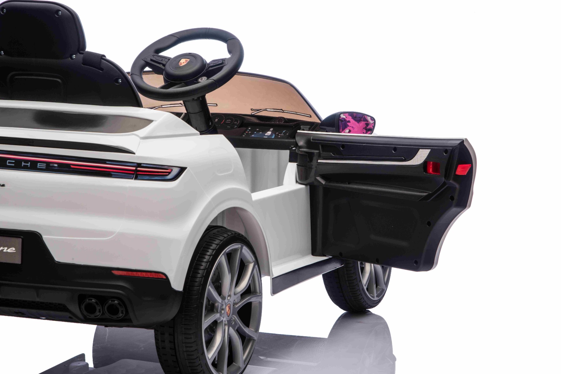 Öffnende Türen mit Sicherheitsverriegelung